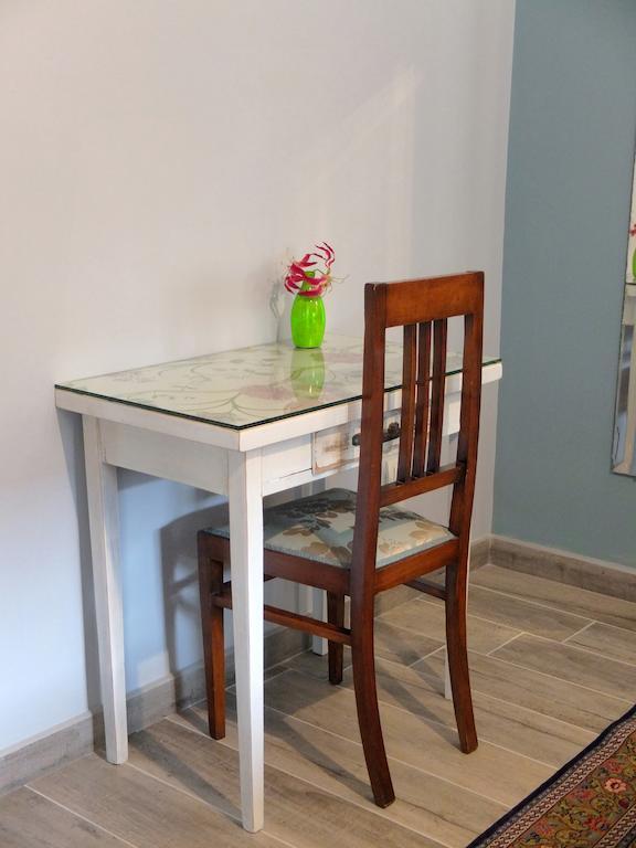 Dimora Al 36 Hotel Rome Room photo